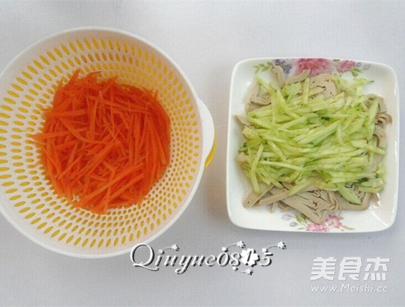 拌三丝的做法