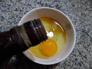 <a href=/shicai/shucai/JiuCai/index.html target=_blank><u>韭菜</u></a><a href=/shicai/rouqin/JiDan/index.html target=_blank><u>鸡蛋</u></a>炒乌冬面