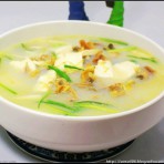 河蚌滚豆腐的做法