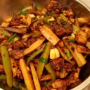 干锅鸡的家常做法