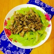 莴笋炒肾球的做法