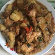 土豆炖鸡腿的做法