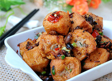 春节年夜饭菜谱：油豆腐塞肉