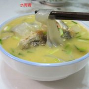 鱼头炖粉皮的做法