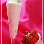 低脂草苺奶昔的做法