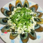蒜蓉青椒松花蛋
