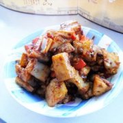 酱爆藕丁的做法