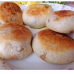 榄菜猪肉烙饼的做法