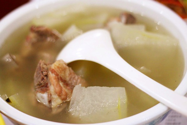 冬瓜排骨汤的做法