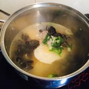 鸡蛋瘦肉汤的做法