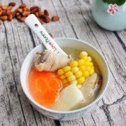 快手汤胡萝卜玉米山药鸡肉汤的做法