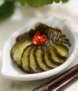 【腌黄瓜的做法】腌黄瓜的配方_腌黄瓜的营养价值_腌黄瓜要腌多久