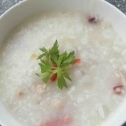 腊肉粥的做法