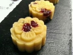 奶香蔓越莓绿豆糕的做法