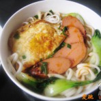 辣味烤肠鸡蛋面