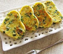 【嫩南瓜鸡蛋饼】嫩南瓜鸡蛋饼的做法_嫩南瓜鸡蛋饼的营养价值_嫩南瓜