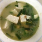 蛤蜊韭菜豆腐汤