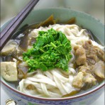 香椿高汤面的做法