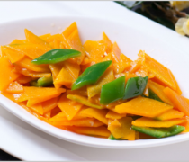 【炒南瓜的热量】炒南瓜的做法_炒南瓜的功效与作用