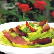 腊肉炒西葫芦的做法