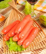 【香肠炒什么好吃】香肠炒饭_香肠炒鸡蛋_烤香肠