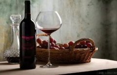 夏季保持纯正葡萄酒营养和功效的小秘诀