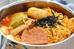 韩式芝士年糕拉面部队锅的家常做法