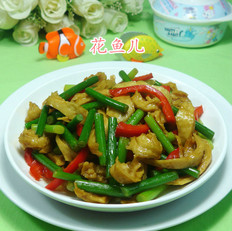 蒜薹炒面筋的做法
