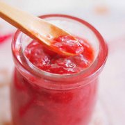 自己动手DIY草莓酱 吃起来美美哒