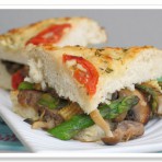 蘑菇芦笋三明治