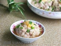 肉饼蒸咸蛋黄的做法