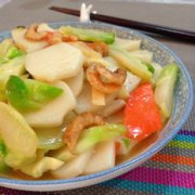 虾米炒年糕的做法