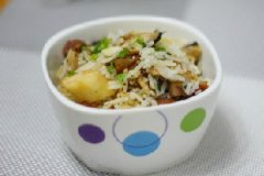 山药香肠大拌饭的家常做法