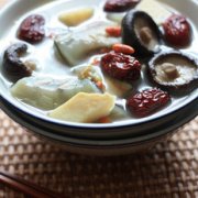 春笋甲鱼汤的做法