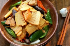 冬笋炒肉片的家常做法